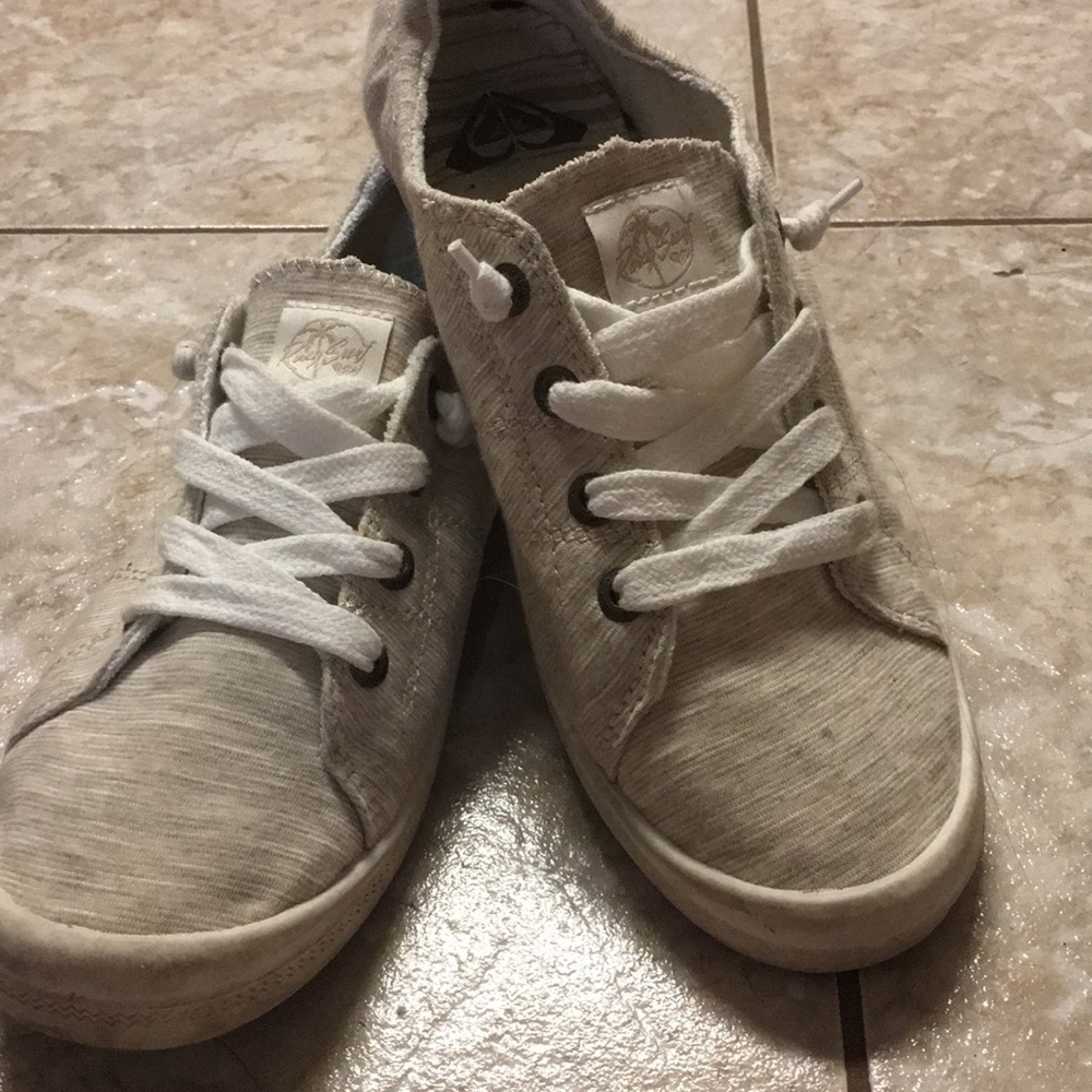 Roxy sneakers